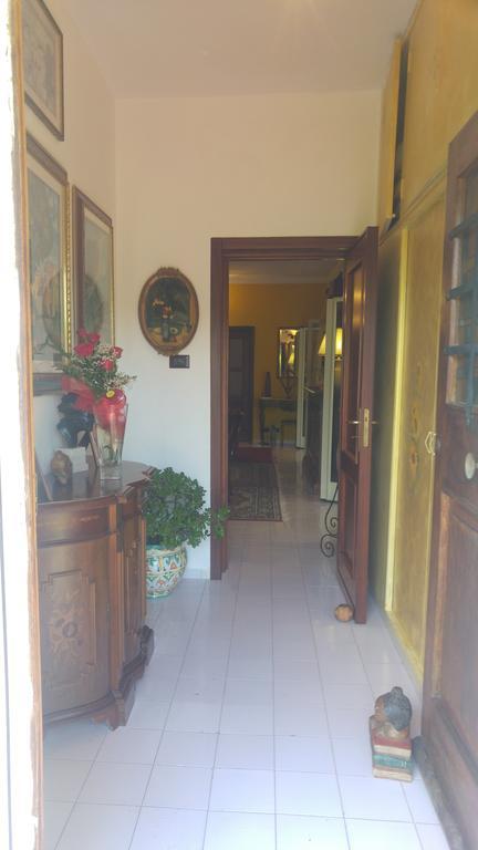 La Corte Delle Rose B&B Praia a Mare Eksteriør billede